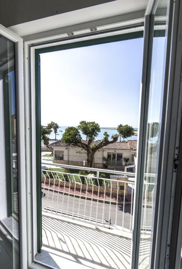 Via Crispi - Dimora Di Mare Apartamento Porto Empedocle Exterior foto
